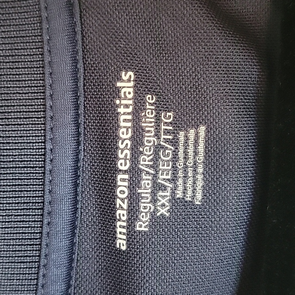 Amazon Essentials Men's Polo - Picture 3 of 6